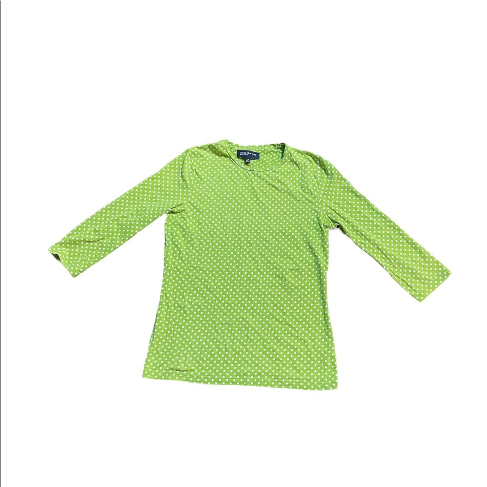 Jones New York lime, green and white polkadots top.    T1